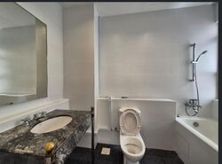 leonie-condotel photo thumbnail #2